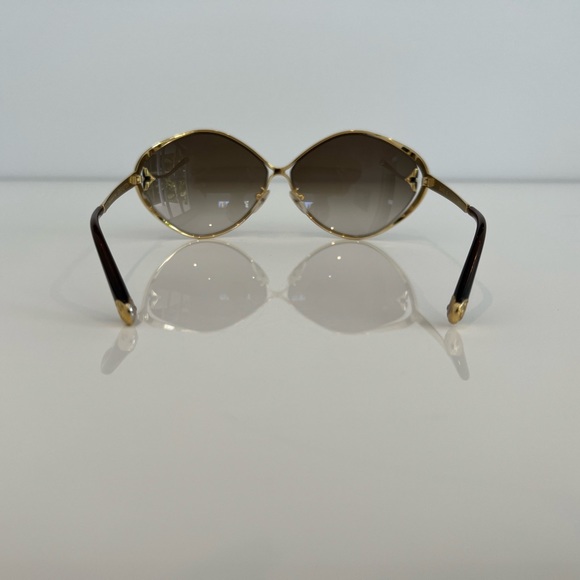 LOUIS VUITTON GOLD METAL FRAME SUNGLASSES NWOTS! - Picture 6 of 17